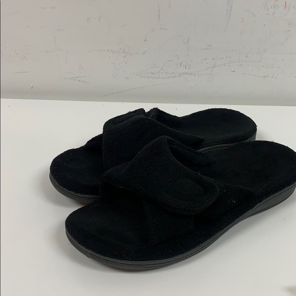 Vionic Relax Slipper